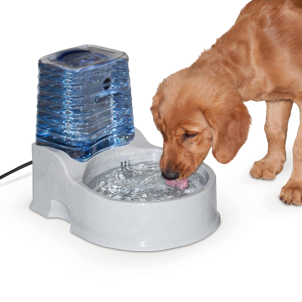 CleanFlow Filtered Dog Water Bowl – 1.4 Gallon with Reservoir